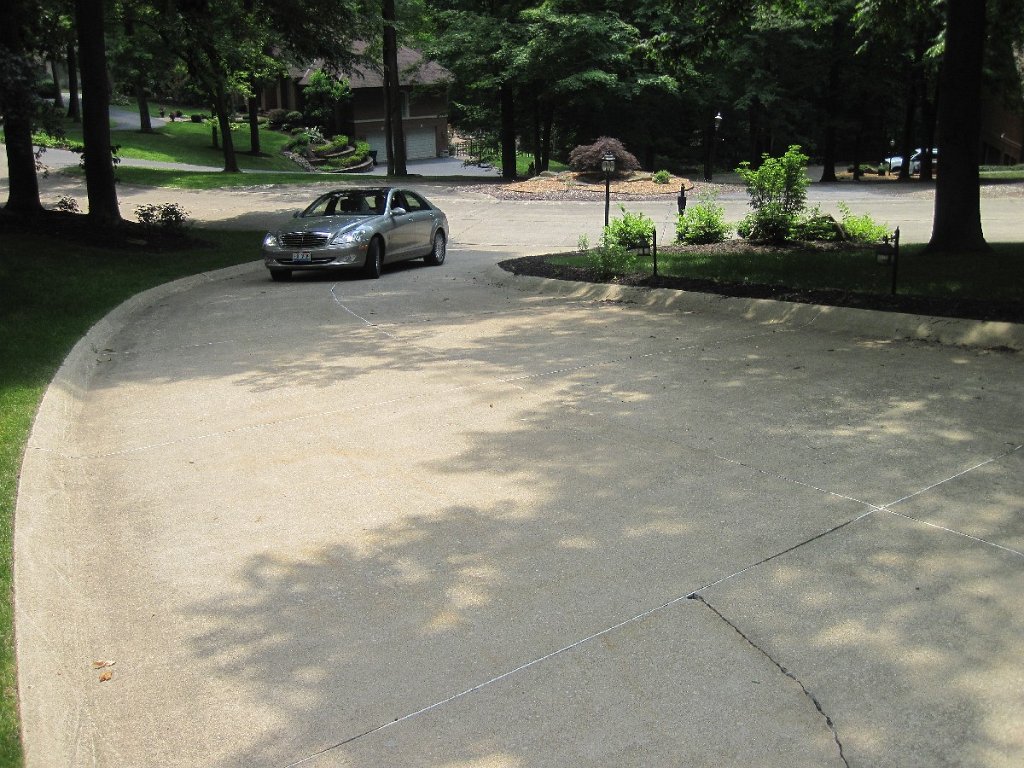 44-Bob & Christine's driveway.jpg